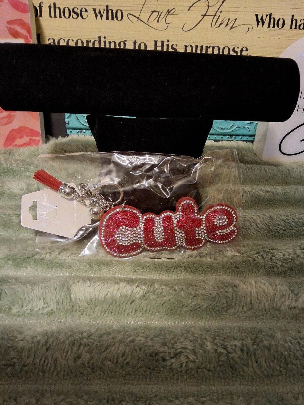 "CUTE" CHUNKY BAG CHARM KEYCHAIN - RED